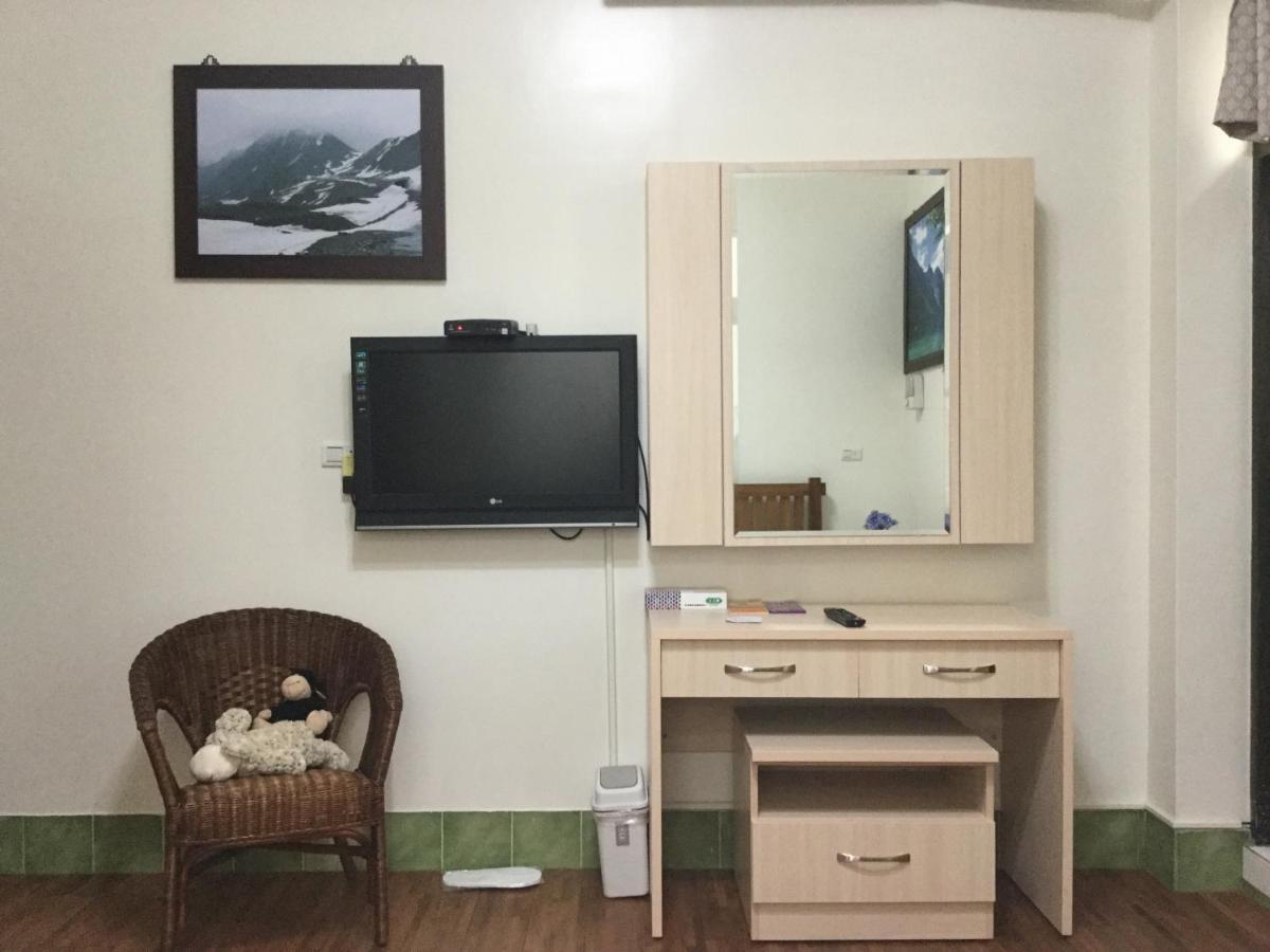 Fu Courtyard Homestay مدينة تشيايي الغرفة الصورة
